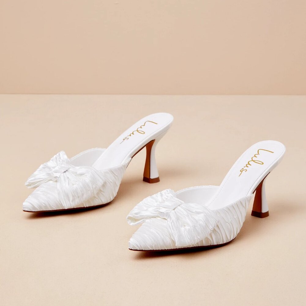 Lulus Bettanie White Satin Textured Bow High Heel Mules/NIB/Size 8